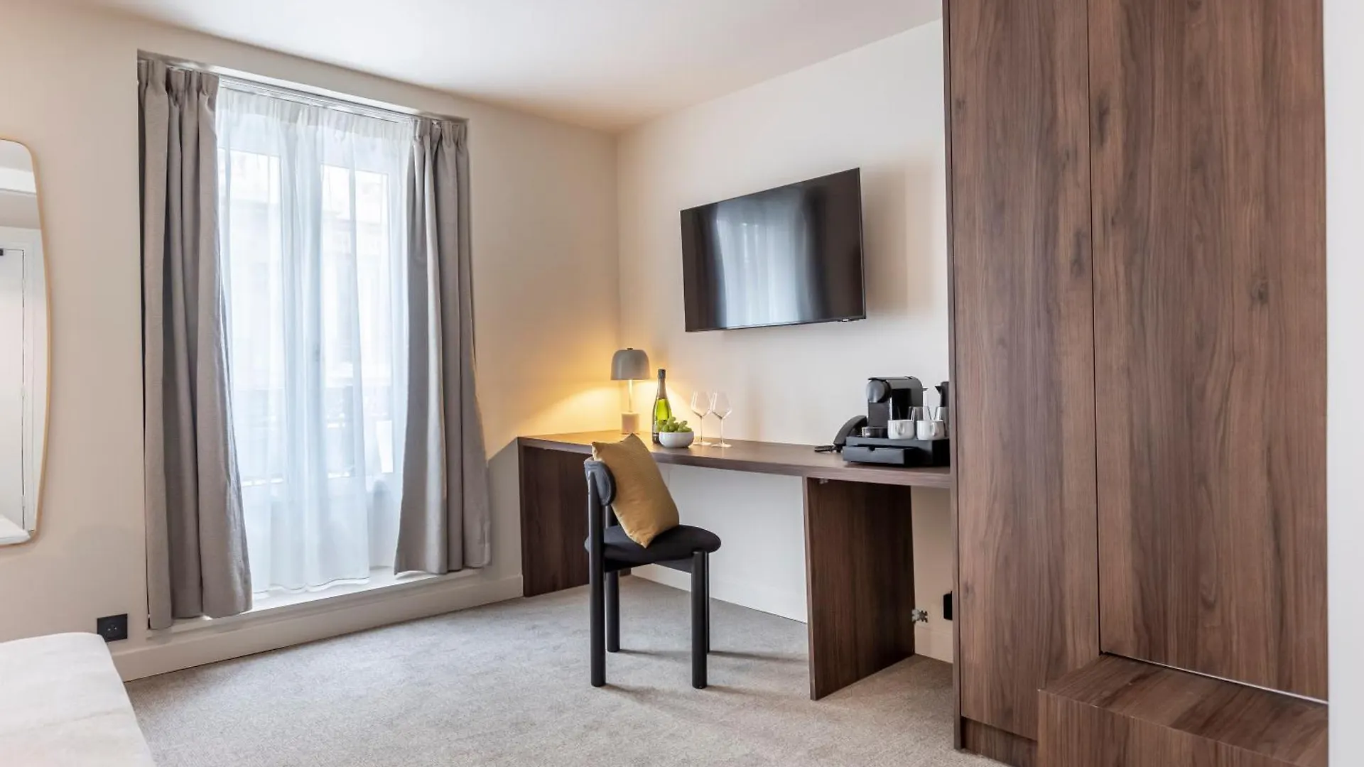 Le Monsieur By Sweett Otel Paris 4*,