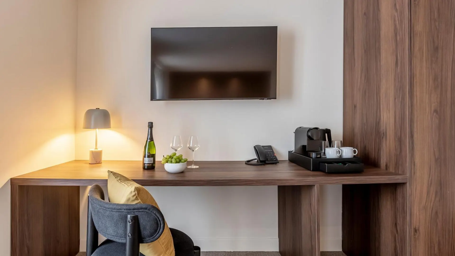 Hotel Le Monsieur By Sweett Parigi